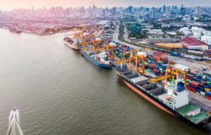 Logistics news from Forto, picture of the harbor and shipping lanes